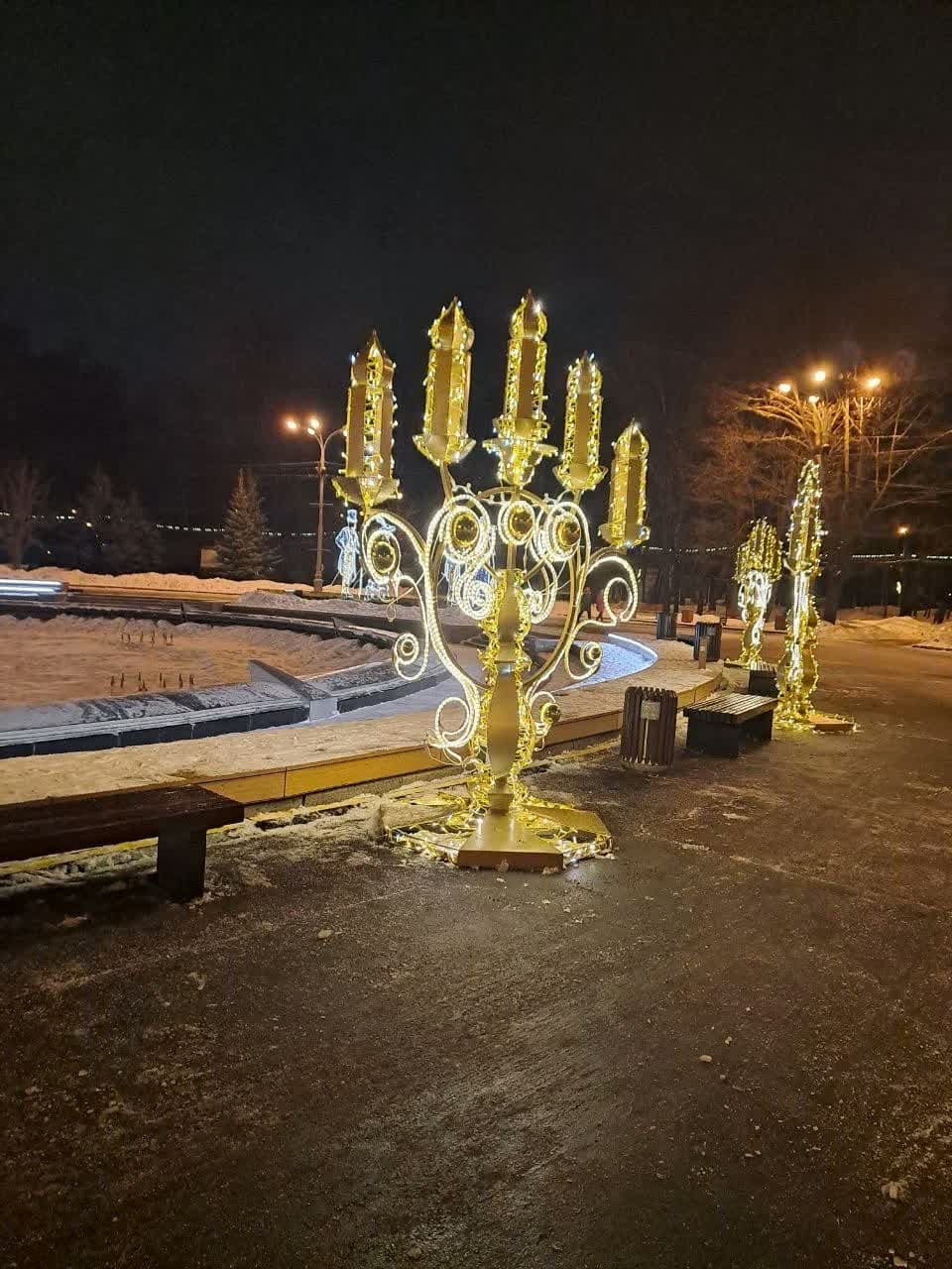 Новогоднее оформление: адрес уточняется